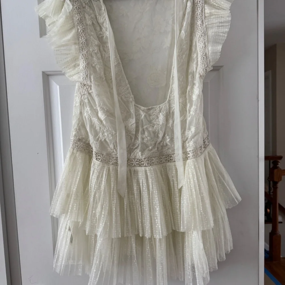 Coverup - Picture 2 of 3